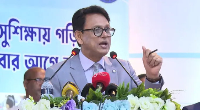 অবসরপ্রাপ্ত শিক্ষকদের ম্যানেজিং কমিটির সভাপতি করার চিন্তা সরকারের : শিক্ষামন্ত্রী